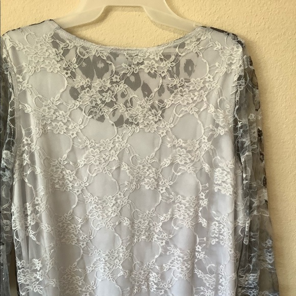 Beautiful NET TOPS Leopard Prints Like New Delicately beautiful! - Picture 4 of 5